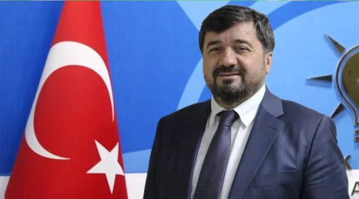 AKP'li Giresun Belediye Başkanı Şenlikoğlu, muhtarlara bin 800 TL'lik saat hediye etmiş