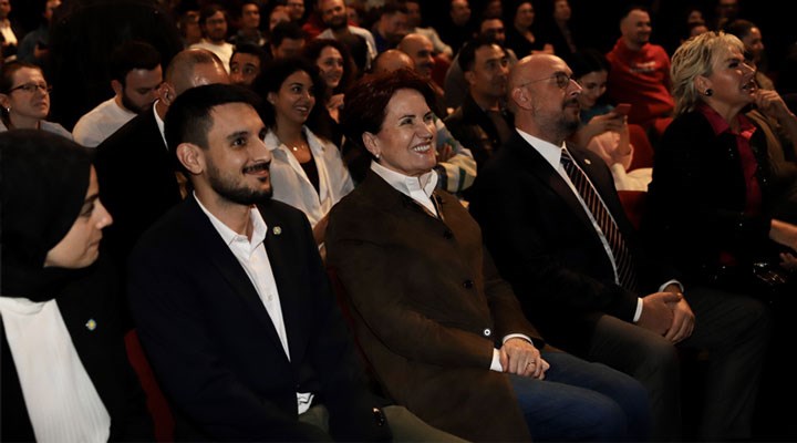 "Ne diyon Meral'e?" esprisi gündem olmuştu: Akşener, Baturay Özdemir'in stand-up gösterisini izledi