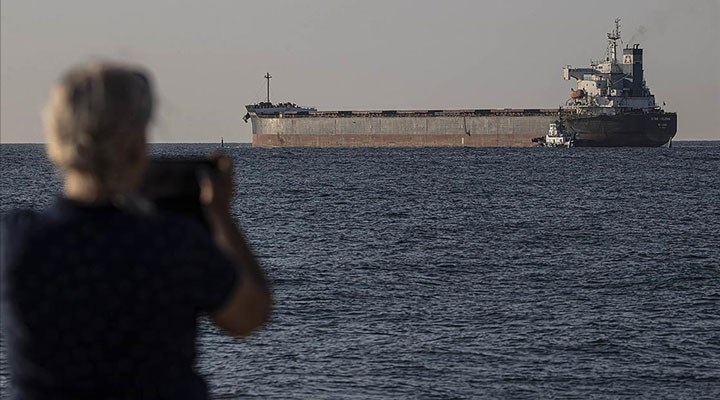 Türkiye: İstanbul Boğazı'ndaki tahıl gemileri seyir riski oluşturuyor