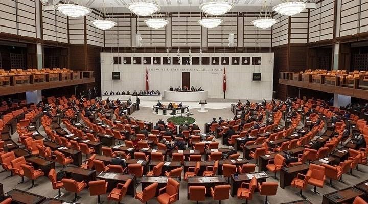 Öğrencilere ücretsiz yemek verilmesi teklifi AKP-MHP oylarıyla reddedildi