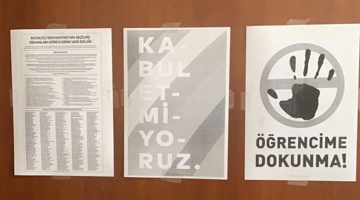 Boğaziçi Üniversitesi akademisyenlerinin kapılarındaki afişler söküldü, kapılar fotoğraflandı