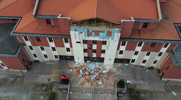 Düzce Adliyesi 99’da hasar alınca AKP yenisini yaptı, o da bugün hasar aldı: Aynı firmaya birçok ihale!