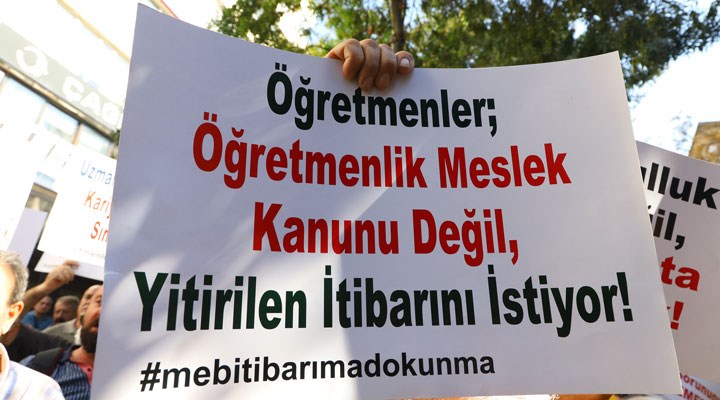 Eğitim Sen İzmir Şubeleri: "Yok sayıldığımız bir dönemde 24 Kasım'ı kutlamıyoruz"