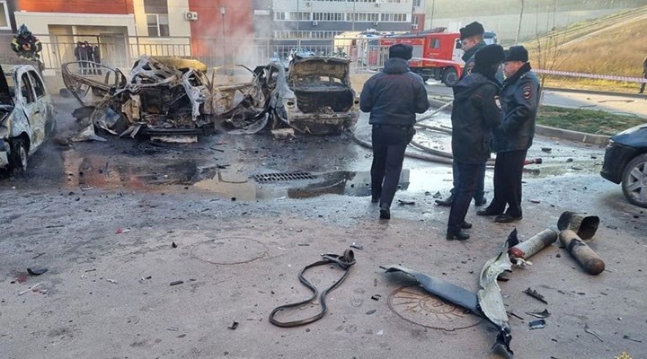 Rusya'da park halindeki araç patladı: 3 yaşındaki çocuk hayatını kaybetti