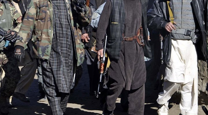 Taliban, bir kişiyi halka açık şekilde idam etti