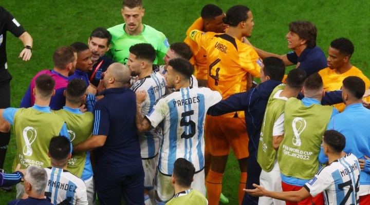 FIFA'dan Arjantin-Hollanda maçına soruşturma