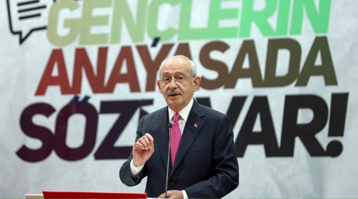 Kılıçdaroğlu genç hukukçulara seslendi: 'Darbe hukukundan arınmak istiyoruz' demelisiniz