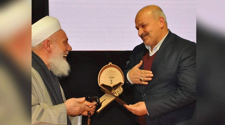 Yusuf Ziya Gümüşel için dua talep eden AKP’li belediyenin daire başkanı paylaşımını sildi