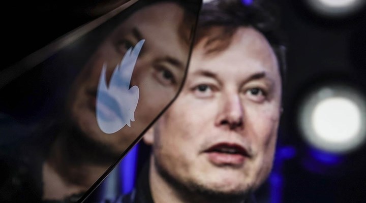 Elon Musk'tan istifa anketi