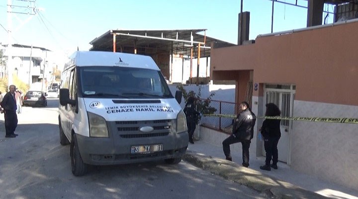 İzmir'de bir kadın evli olduğu erkek tarafından bıçaklanarak öldürüldü