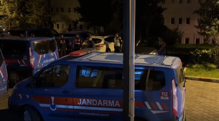Samsun'da aralarında muhtar ve memurların olduğu 19 kişiye gözaltı