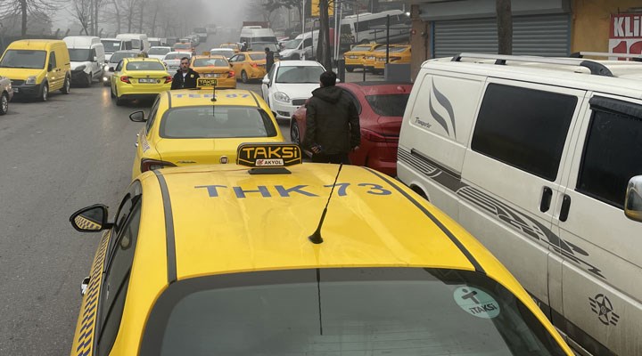İstanbul'daki taksilerde zamlı tarife başlıyor