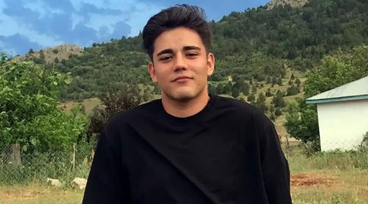 Adana'da lise öğrencileri tarafından bıçaklanan 16 yaşındaki Mustafa Çöplü yaşamını yitirdi
