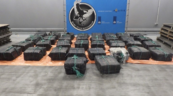Hollanda'da bir haftada 5 ton kokain ele geçirildi