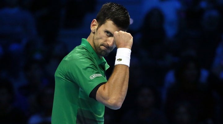 Novak Djokovic, yeni sezona kupayla başladı