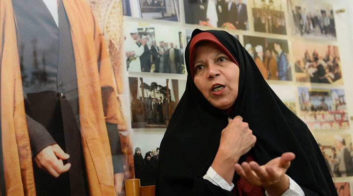 İran eski Cumhurbaşkanı Rafsancani'nin kızı Faize Haşimi 5 yıl hapse mahkum edildi
