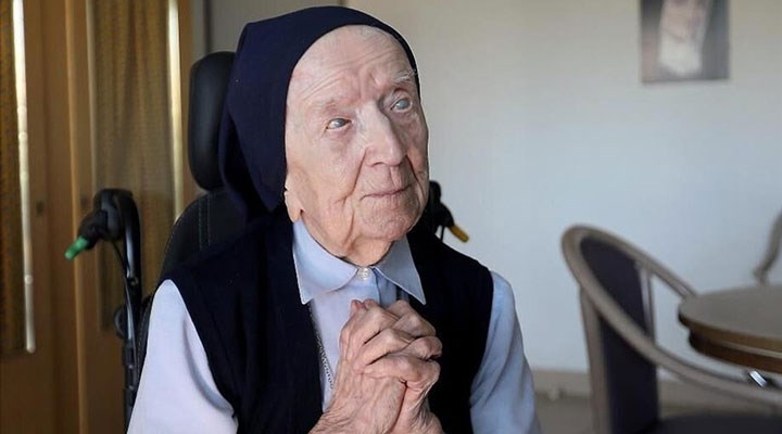 Dünyanın en yaşlı insanı hayatını kaybetti