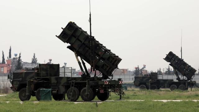 Hollanda'dan Ukrayna'ya patriot hava savunma sistemi ve füze desteği