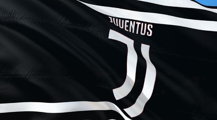 Penalità di rimozione di 15 punti per la Juventus!  8 posti in meno