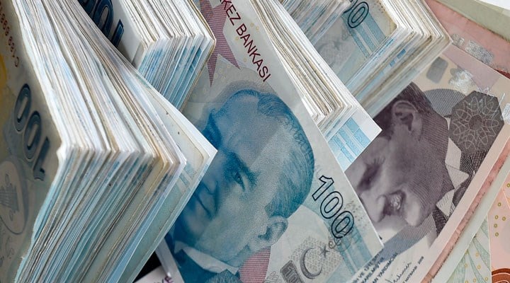 Hazine 43,6 milyar lira borçlandı
