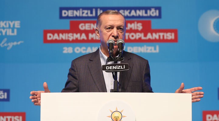 Anayasa’ya göre 3. kez aday olamayan Erdoğan: Hukuk skandalıyla önümüzü kesmeye çalışıyorlar