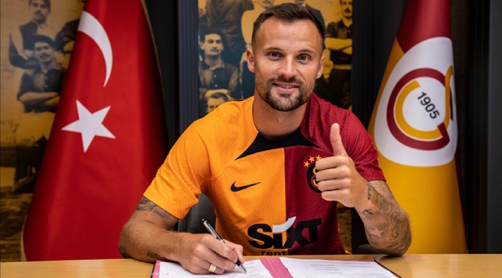 Galatasaray'da Haris Seferovic Süper Lig ekibine kiralandı