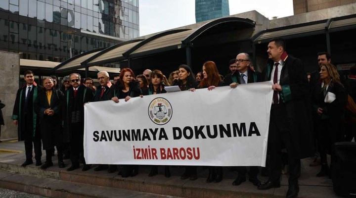 İzmir Barosu'ndan avukatların şiddete uğramasına ilişkin açıklama: Tehlikedeyiz