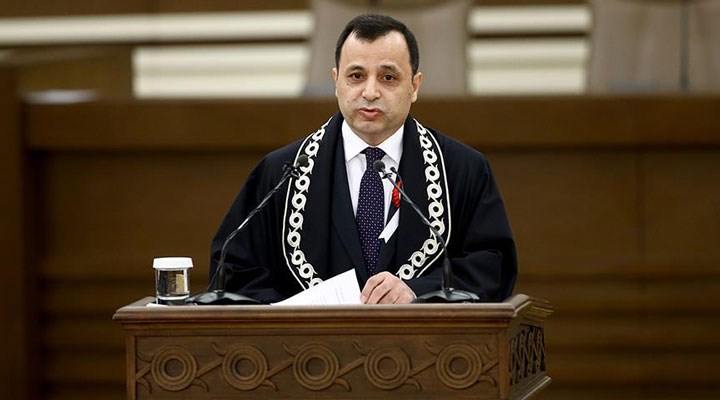 Anayasa Mahkemesi Başkanlığına yeniden Zühtü Arslan seçildi