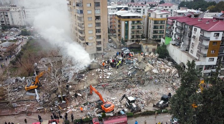 Dünyadan Türkiye'deki depremde yaşamını yitirenler için taziye mesajları