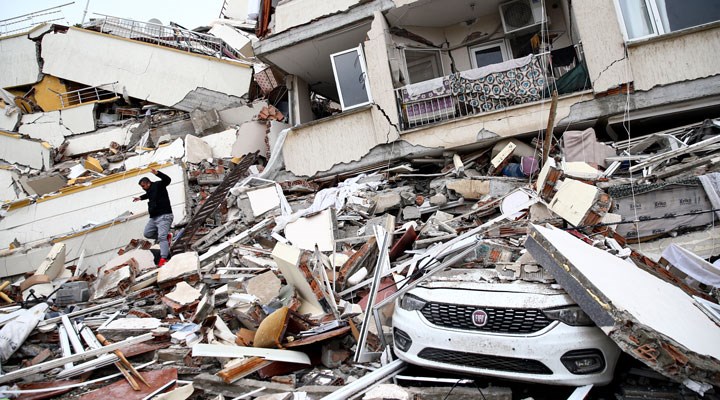 Kahramanmaraş depreminin ardından oluşan yıkım fotoğraflara yansıdı