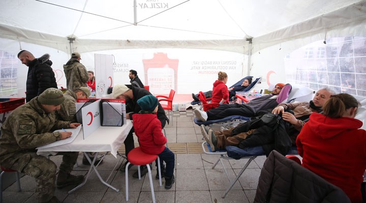 Kızılay'dan deprem sonrası yurttaşlara kan bağışı çağrısı