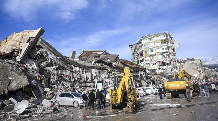 İtalyan uzman Doglioni: Depremler, Anadolu yarımadasını 3 metre kaydırdı