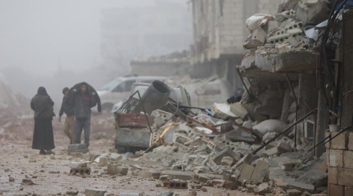 Suriye'de son durum: Hayatını kaybedenlerin sayısı 1602'ye yükseldi