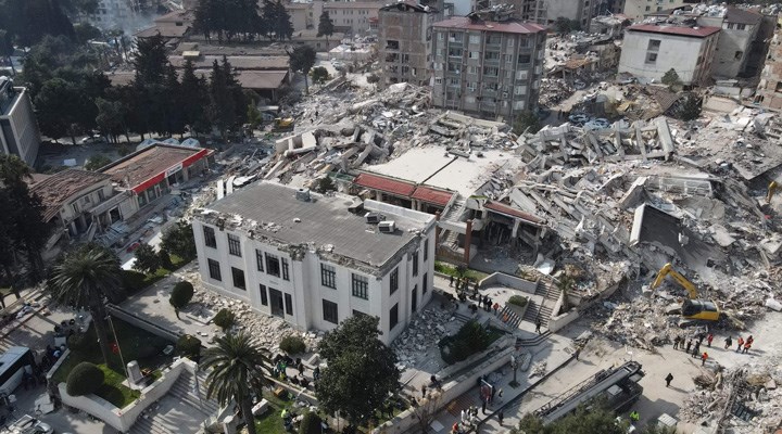 Marmara depremini esas alan rapor: Mali hasar 84,1 milyar dolar