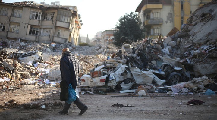 Deprem felaketinde 10'uncu gün: Can kaybı 35 bin 418