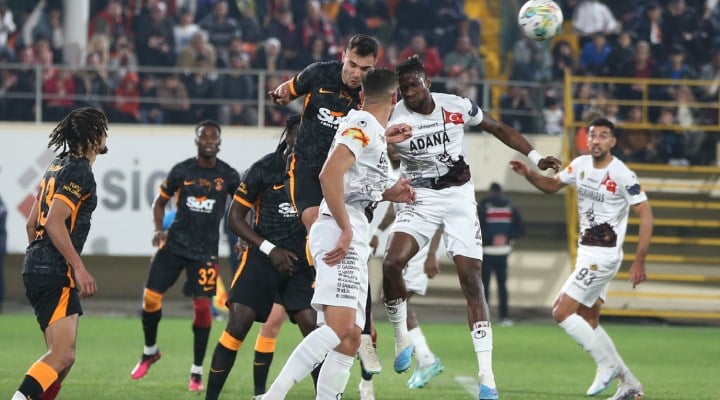 Özel maçta Galatasaray, Alanyaspor'u 4-2 mağlup etti