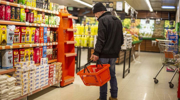 TÜİK verileri: Enflasyon şubat ayında yüzde 55.2 oldu, en yüksek artış gıda grubunda