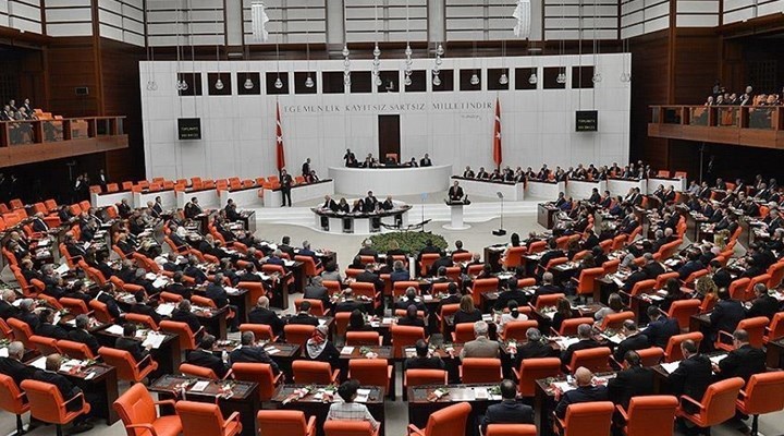 CHP'nin depremin eğitime etkisinin araştırılması önergesi AKP ve MHP'nin oylarıyla reddedildi