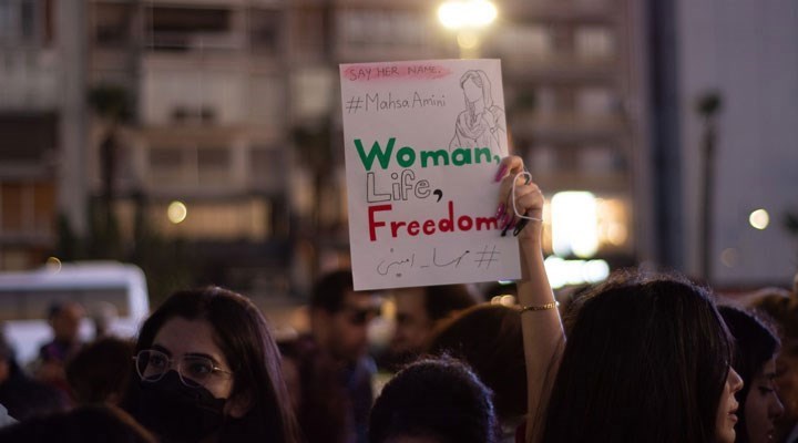 ABD'den İran'a kadınlara yönelik insan hakları ihlali suçlamasıyla yeni yaptırım