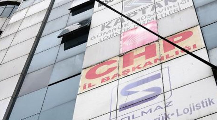 CHP Trabzon İl Başkanlığı'na kurşun isabet etti