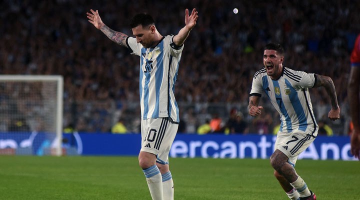 Lionel Messi, 800 gol barajına ulaşan ikinci isim oldu
