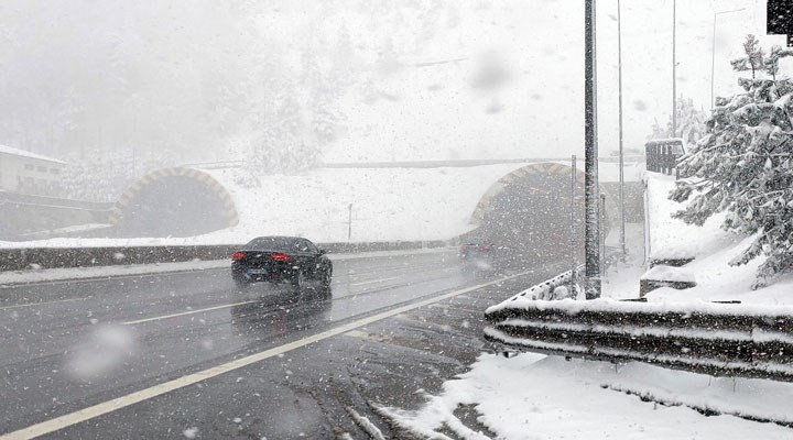 Bolu Dağı'nı kullanacak sürücülere 'kar yağışı' uyarısı