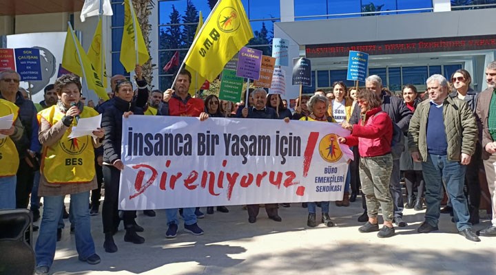 SGK emekçileri İzmir ve Antalya’da iş bıraktı