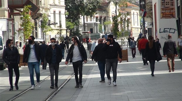 istanbul-da-sosyal-mesafe-kurali-ortadan-kalkti-727765-1.