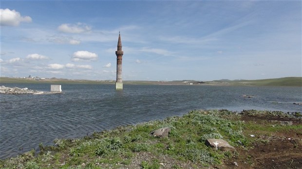 sular-altindan-kalan-koyden-geriye-minare-kaldi-733932-1.