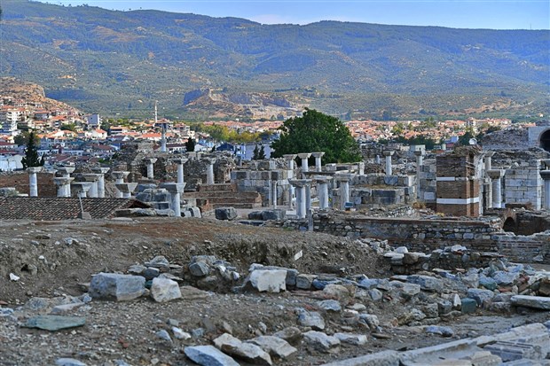turkiye-de-ilk-izmir-deki-arkeolojik-kazida-dna-laboratuvari-kuruldu-941644-1.
