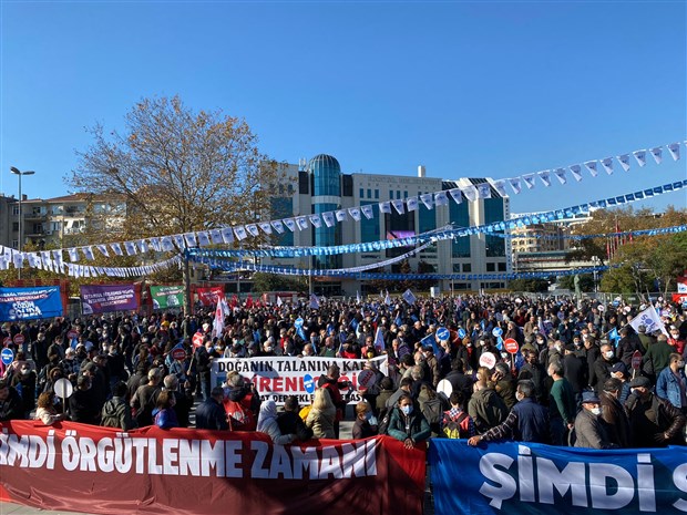 sol-parti-den-istanbul-da-devrimci-demokratik-cumhuriyet-mitingi-946452-1.