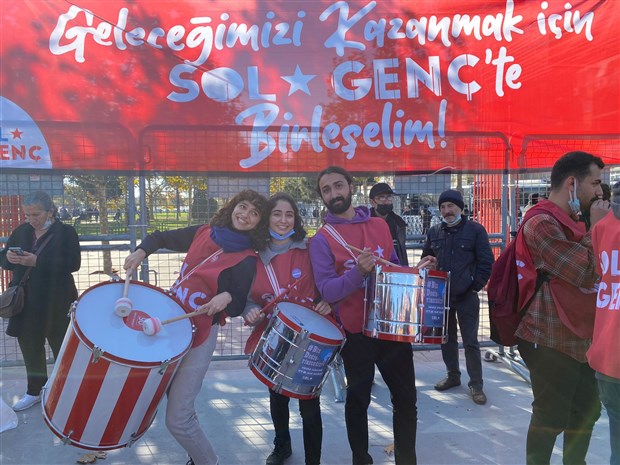 sol-parti-den-istanbul-da-devrimci-demokratik-cumhuriyet-mitingi-946453-1.