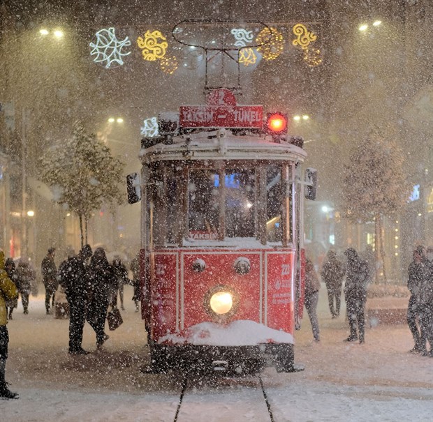 fotograflarla-istanbul-da-kar-yagisi-990832-1.