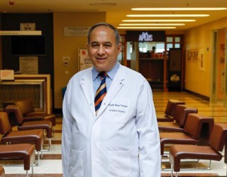 Prof. Dr. Bülent Tutluoğlu, Akademik Solunum Derneği Başkanı ve Göğüs Hastalıkları Uzmanı